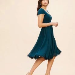 Dress The Population Corey Dress Collections